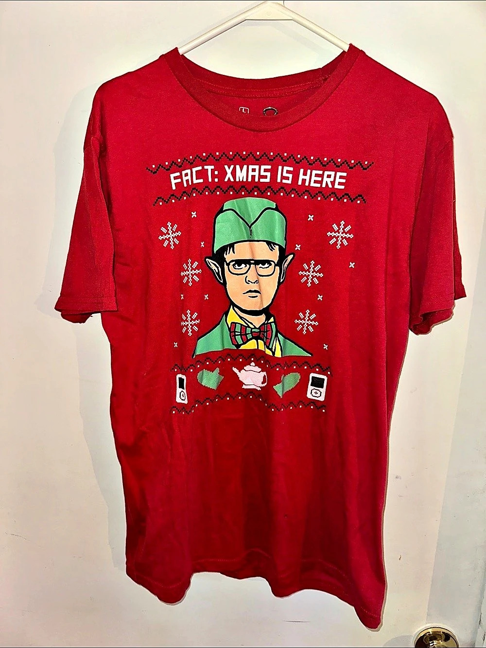 Ripple Junction The Office Fact: Xmas Is Here Graphic Christmas Tee Large Red &